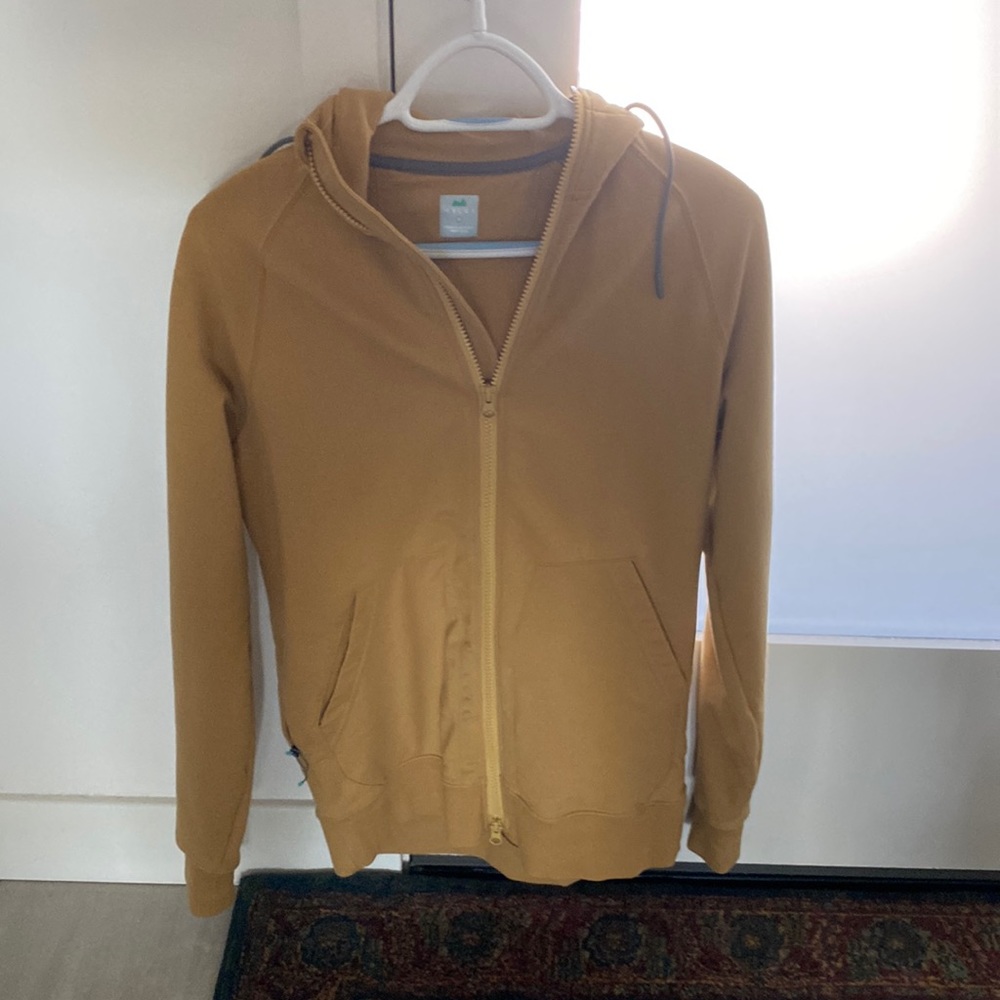 Zip-ip hoodie